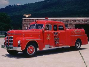 1947 Ahrens-Fox H-C